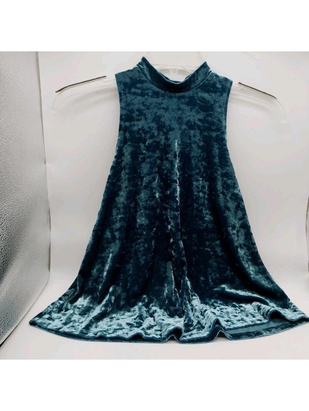 Arizona Jean Co Velvet Tank Top Size Small Green Sleeveless Blouse Mock Neck